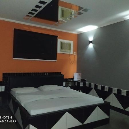 ריבייראו פרטו Movie Inn Motel E Hospedagem (Adults Only) מראה חיצוני תמונה
